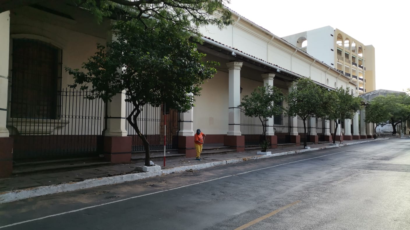 Catedral de Asunción es enrejada