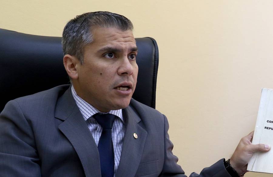 Apoderado de HC piden que diputados que salvaron a Giuzzio de juicio político “den la cara”