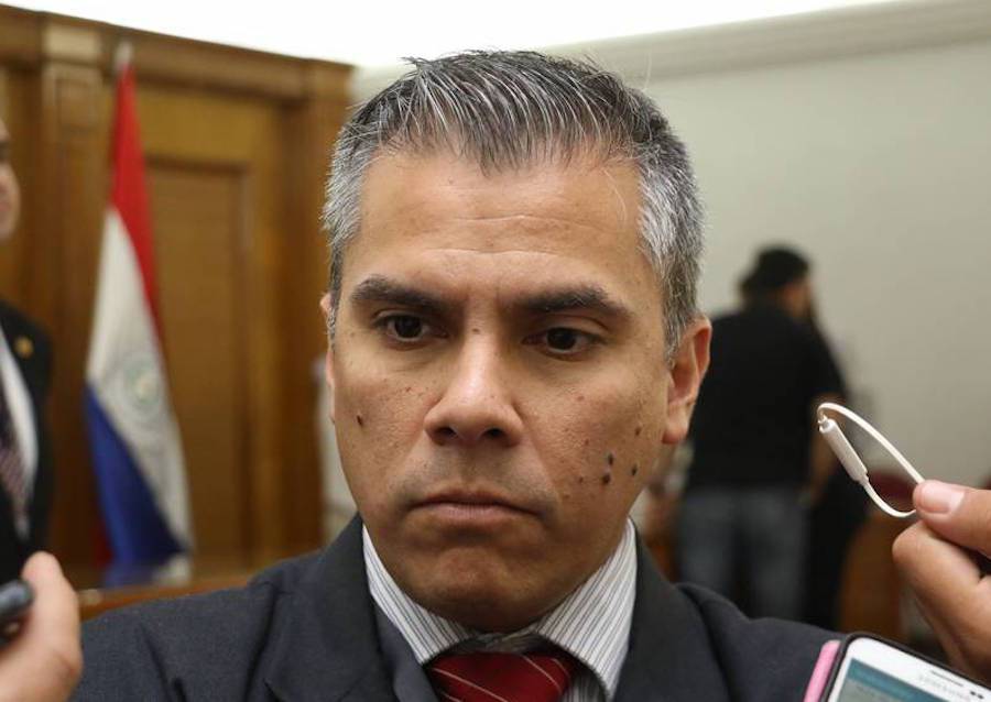 “Usar el término ‘denuncia’ para lo que hizo Arnaldo Giuzzio ya es mucho”, afirma apoderado de HC 