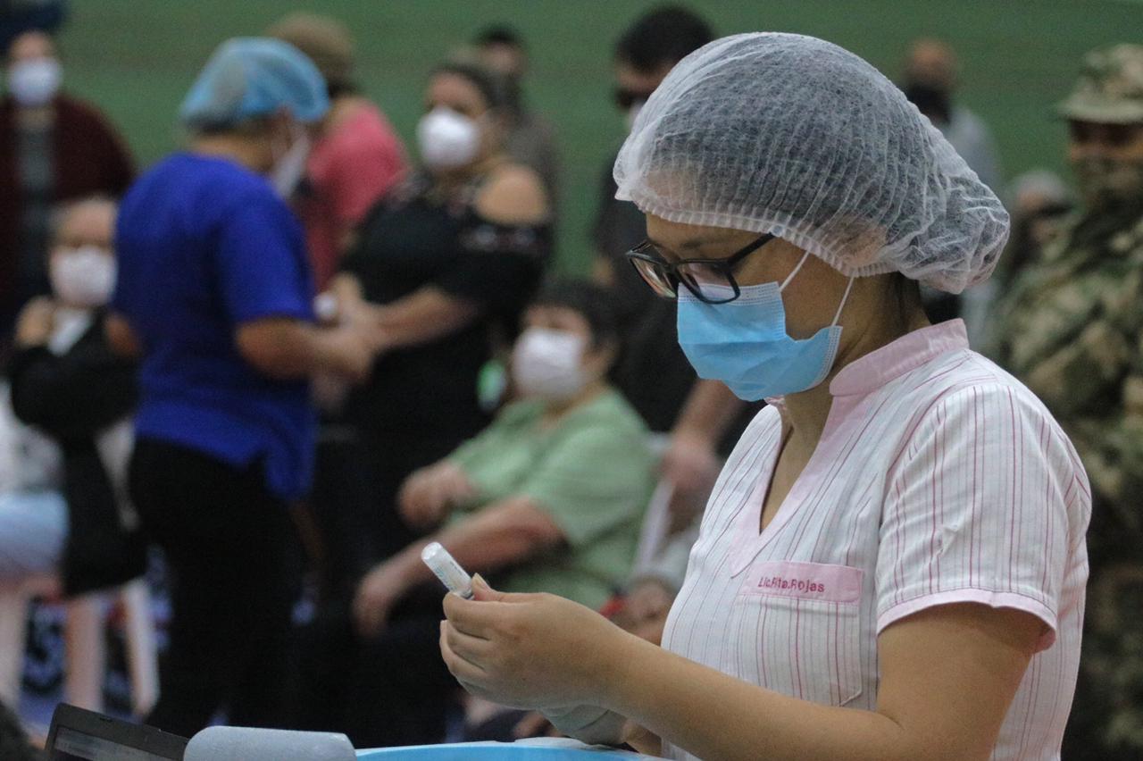 Preocupación en Salud por “estancamiento” en aplicación de primeras dosis anti-COVID