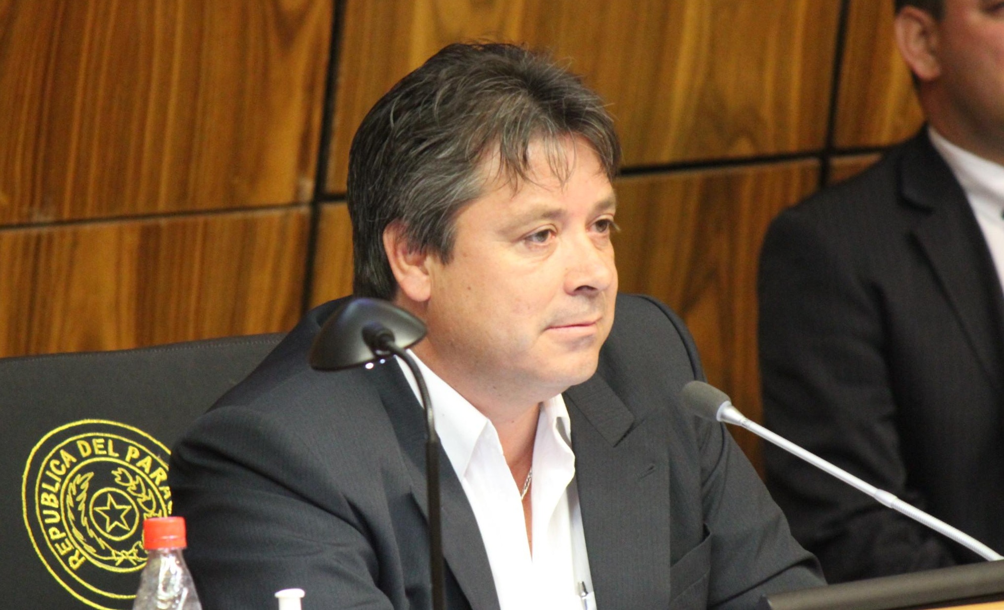 Carlos López es electo nuevo presidente de la Cámara de Diputados