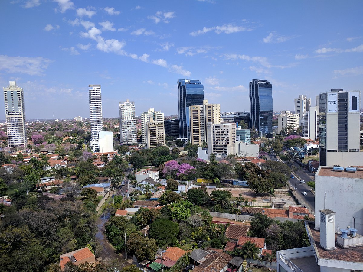 Anuncian jueves fresco a caluroso y soleado