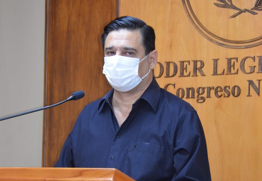 Senador Buzarquis presenta proyecto para reducir precios de combustibles