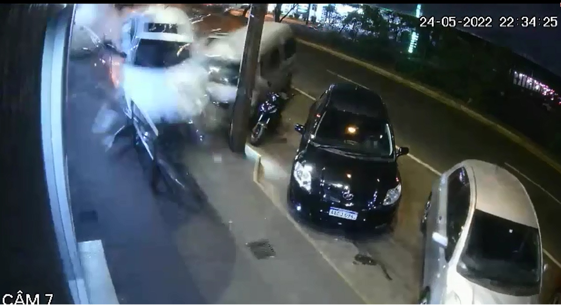Alto Paraná: Carrera clandestina provoca múltiple choque