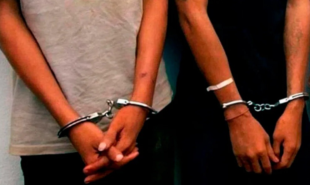 Detuvieron a dos sujetos que cortaron el dedo de la mano a una mujer