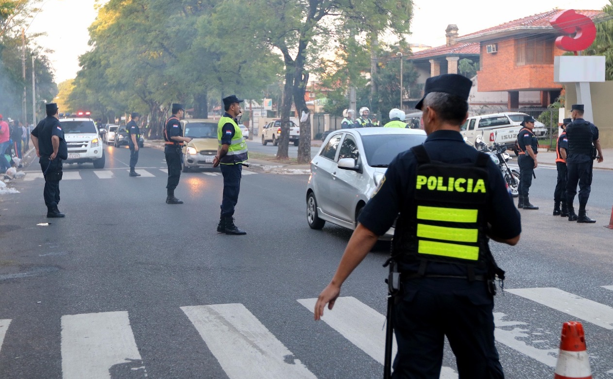 Comisario Gamarra asegura que modificación de carta orgánica debilitará a la Policía
