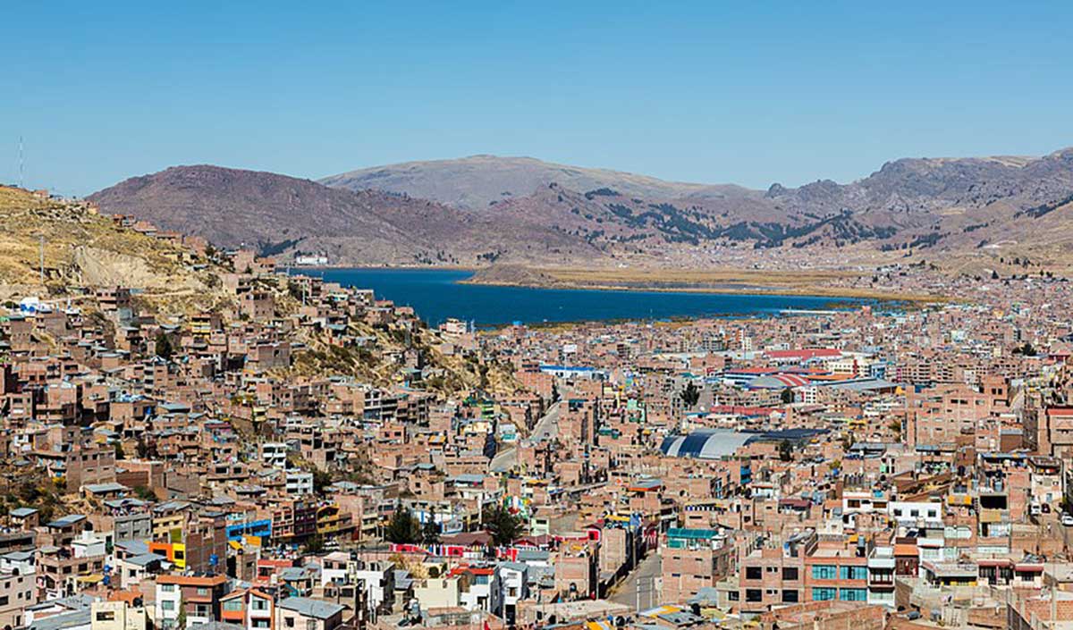 Fuerte sismo de 7,2 sacude sur de Perú
