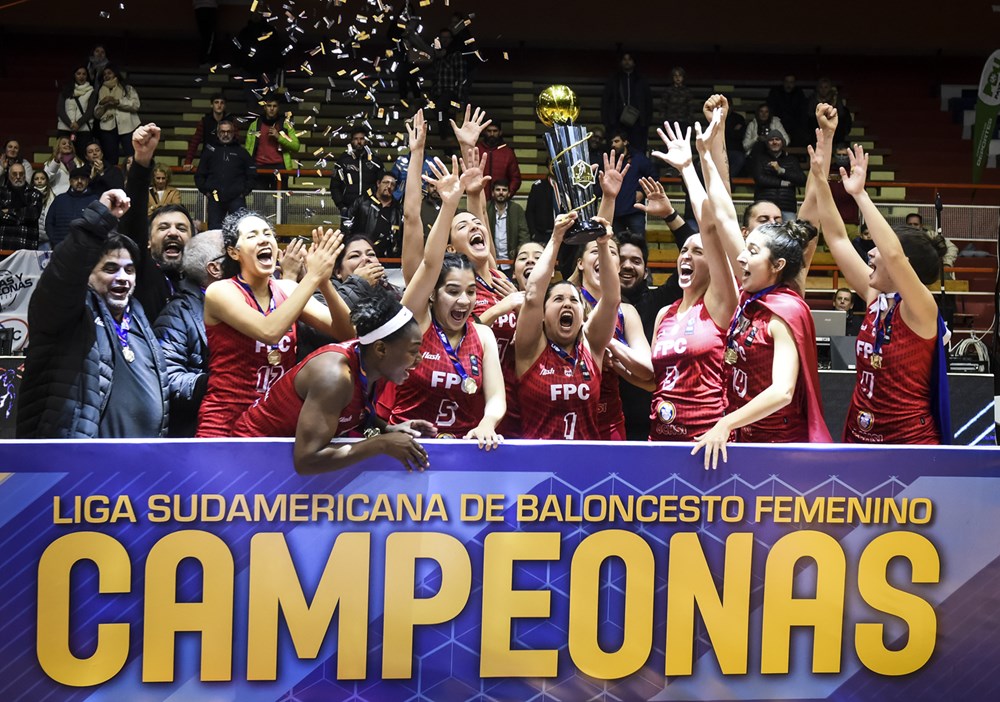 Gigante Félix Pérez Cardozo, campeón invicto de Liga Sudamericana de Baloncesto Femenino en Paysandú