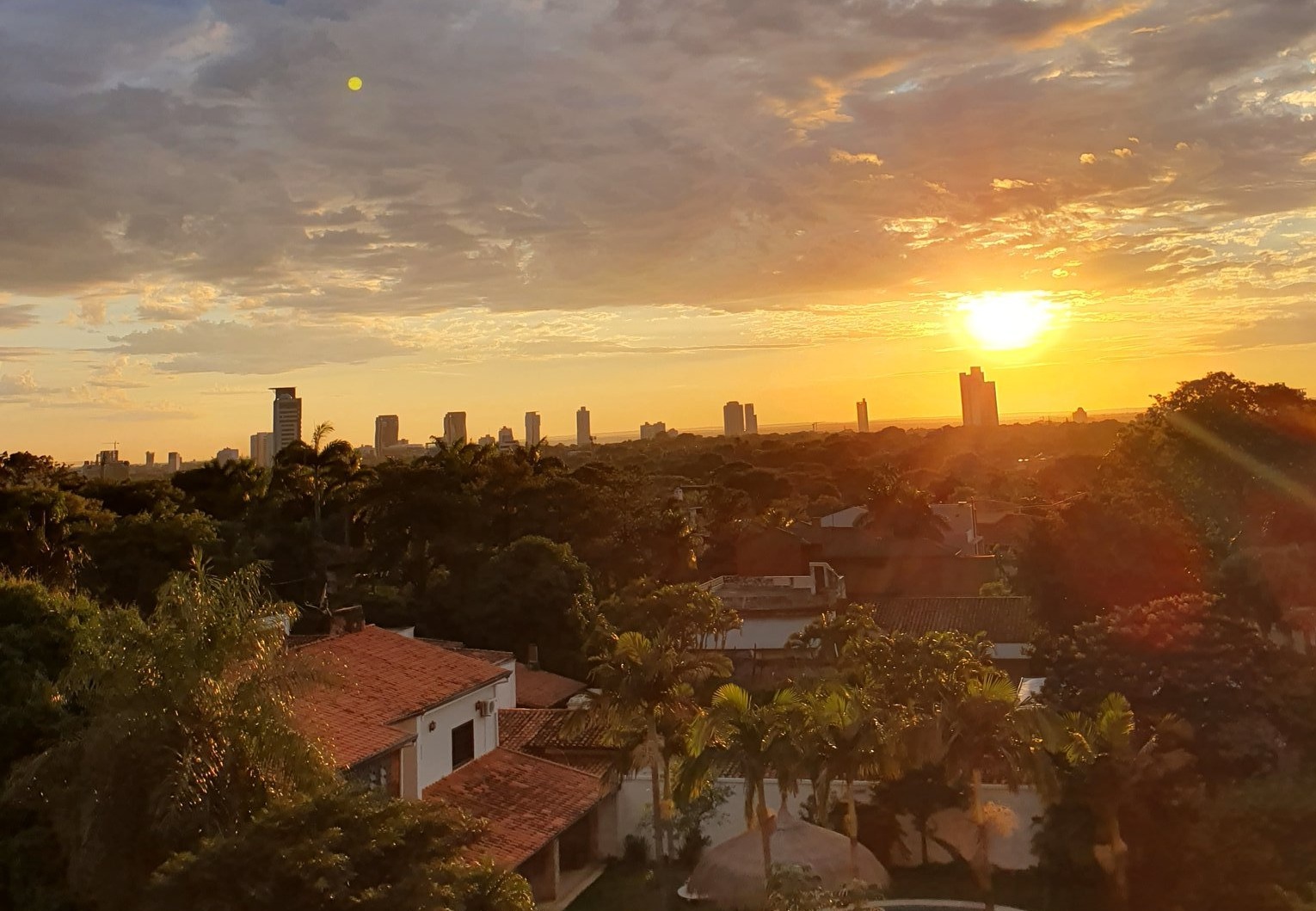 Anuncian martes con descenso de temperaturas