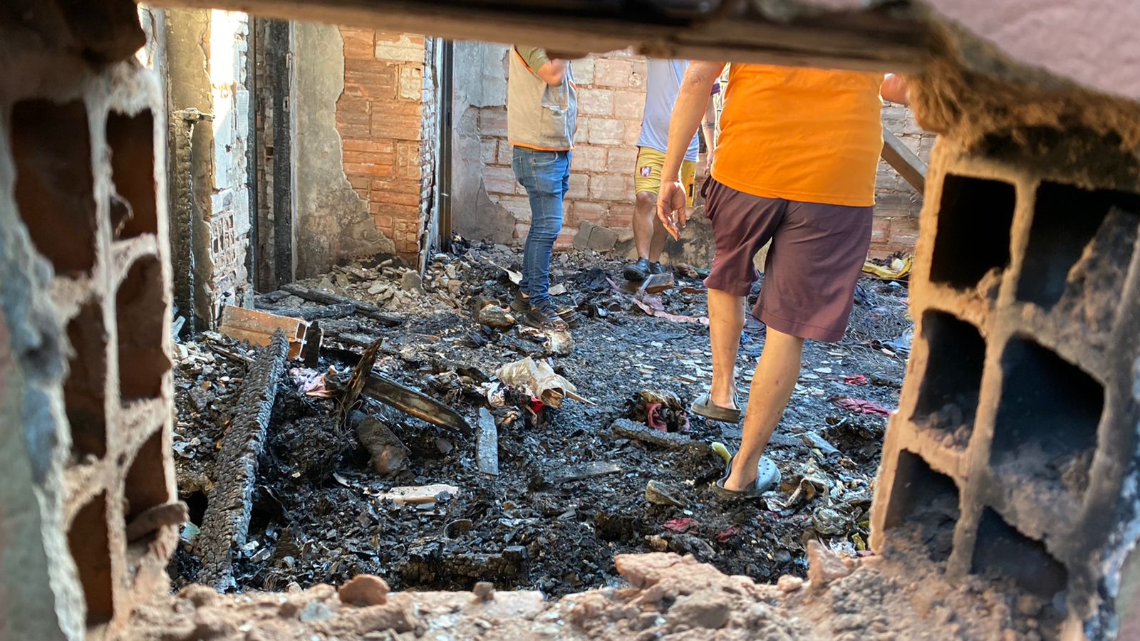 Incendio consumió vivienda en barrio Chacarita