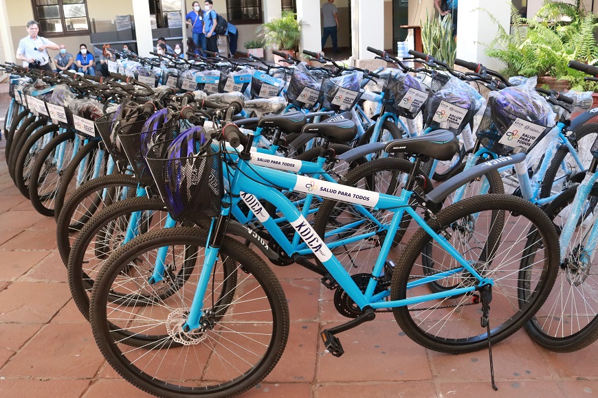 Profesionales de 20 USF de Limpio realizarán sus visitas en bicicleta