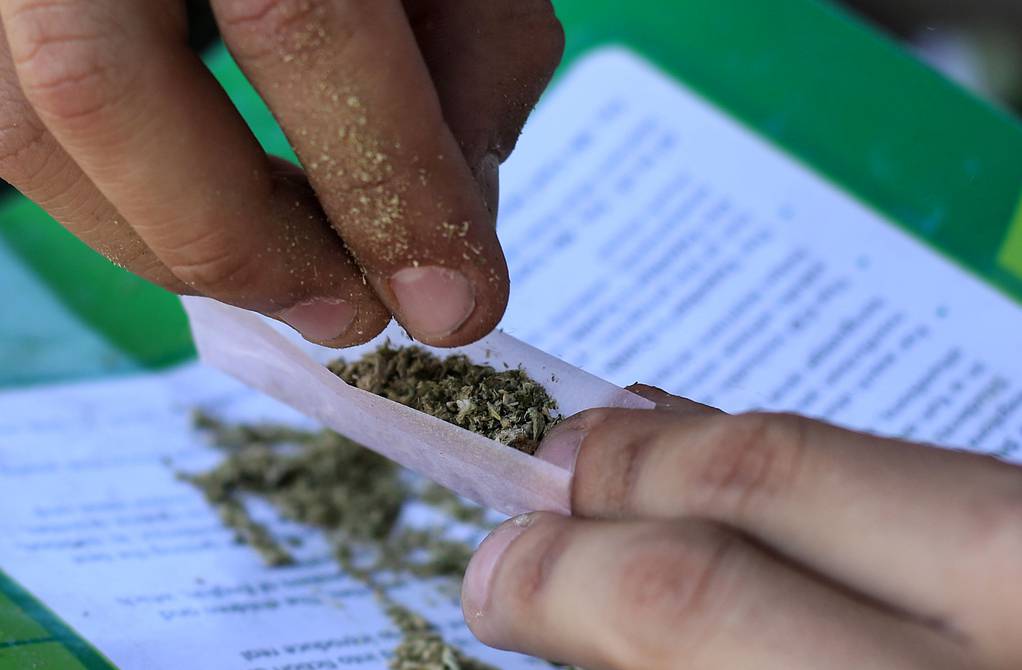 Consumo de drogas en colegios: se debe enfatizar en trabajo de prevención, según MEC