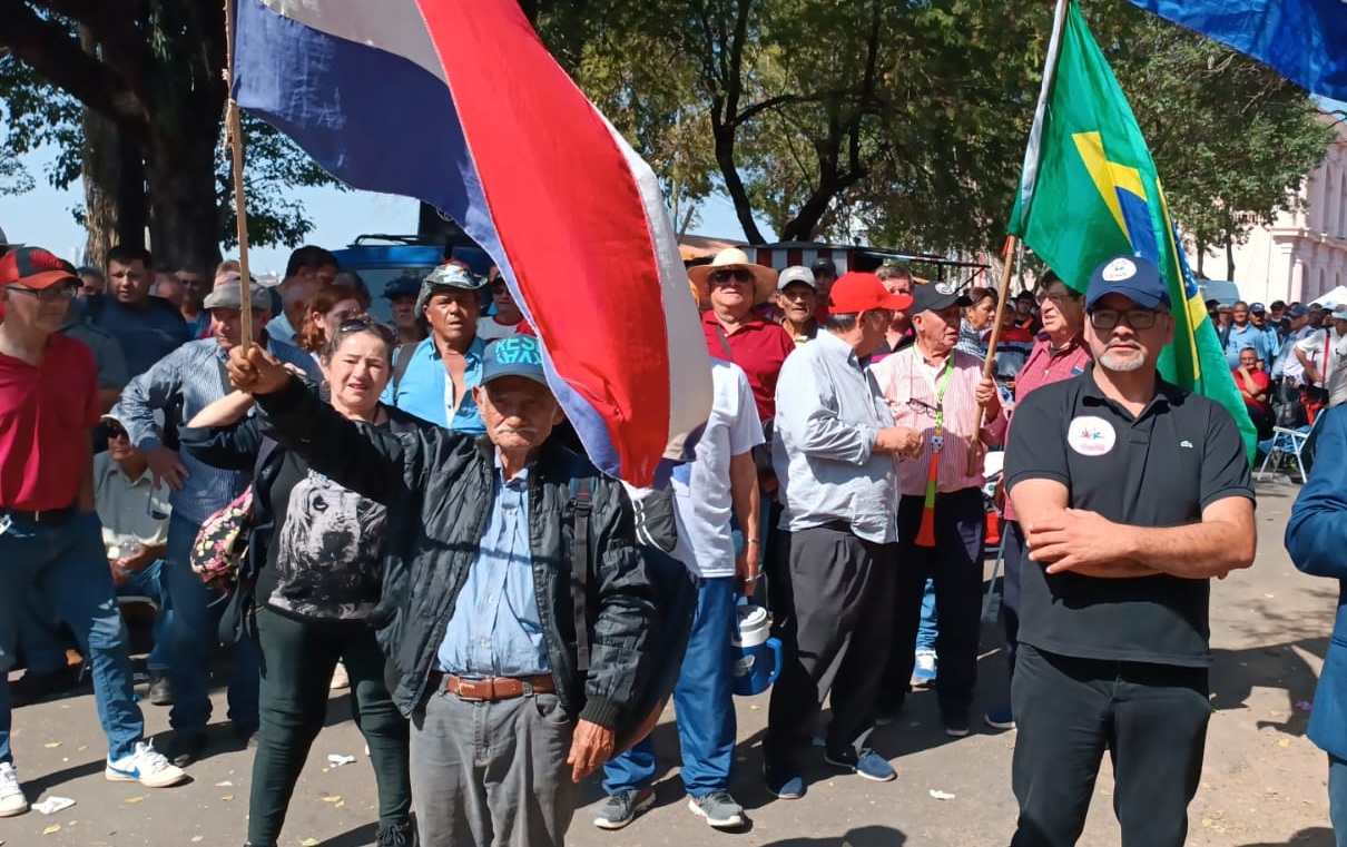 Diputados aprueba compensación de US$ 940 millones para extrabajadores de Itaipú