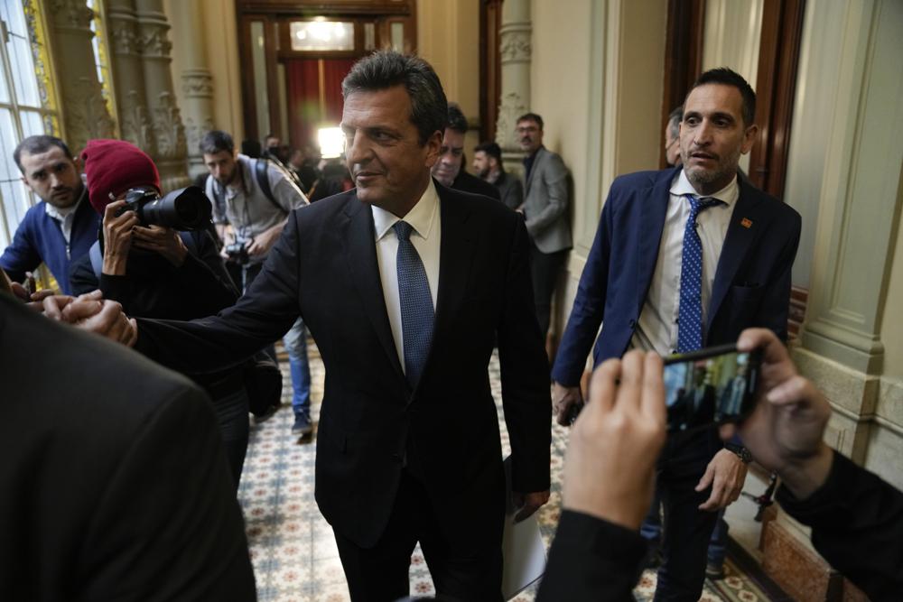 Congreso argentino habilita a Massa para asumir en el Ministerio de Economía
