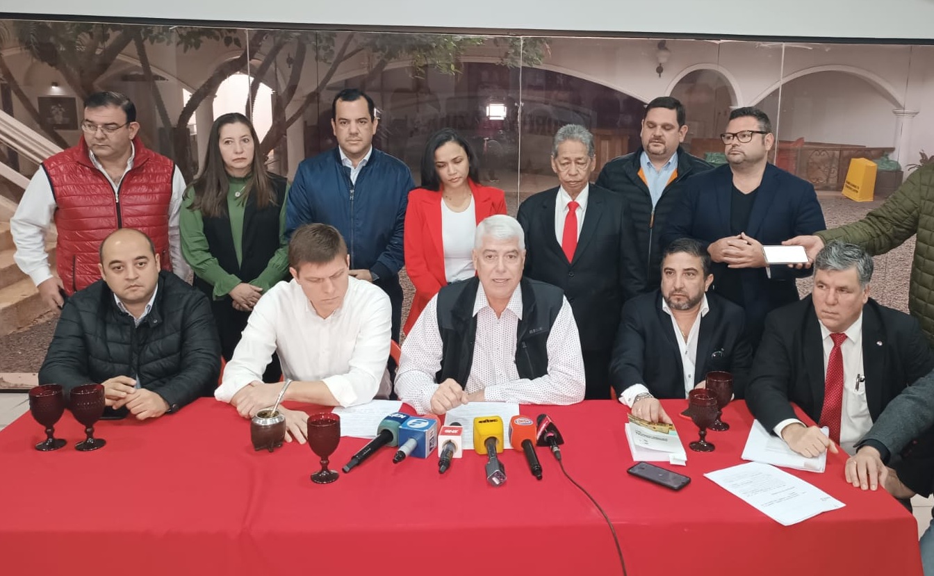 Fuerza Republicana aguarda aprobación del TEP sobre precandidatura de Arnoldo Wiens