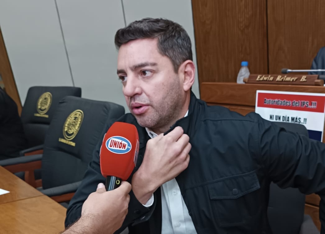 Pedro Alliana: “La ‘no renuncia’ de Velázquez demuestra que el gobierno de Abdo es un chiste, un desastre”