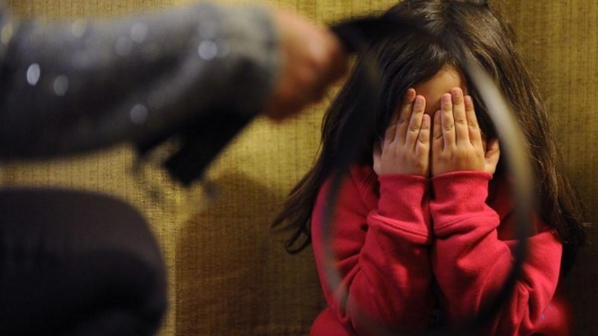 Habló la mamá de la nena maltratada por madrastra: “Se le trajo a un infierno pintado de castillo”