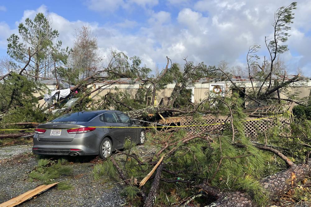 Tornados arrasan viviendas en el sur de Estados Unidos