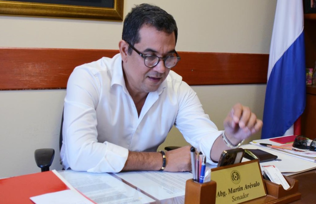 Recaudación “para la corona”: Senador presentará denuncia por esquema de corrupción en Patrulla Caminera