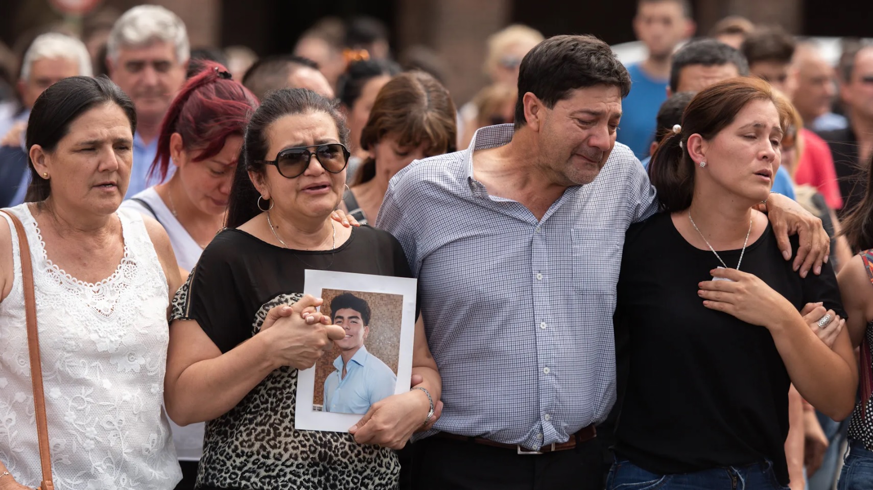 Padrino de Fernando Báez: “No queremos venganza, solo queremos justicia; estas personas no merecen caminar por las calles”