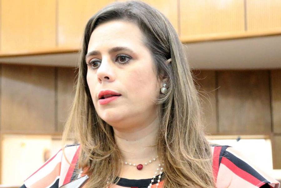Kattya González dispara contra diputados “sobornados”: “Son proxenetas de la democracia”