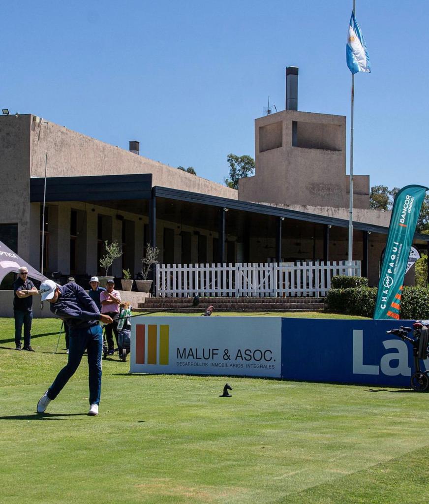 Golf: Erich Fortlage y Sol Mendoza subieron al podio en Córdoba, dejando bien en alto al golf paraguayo.