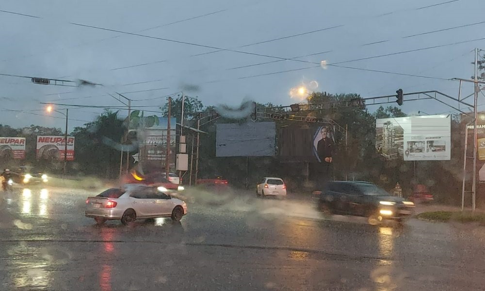 Anuncian martes con lluvias y tormentas eléctricas