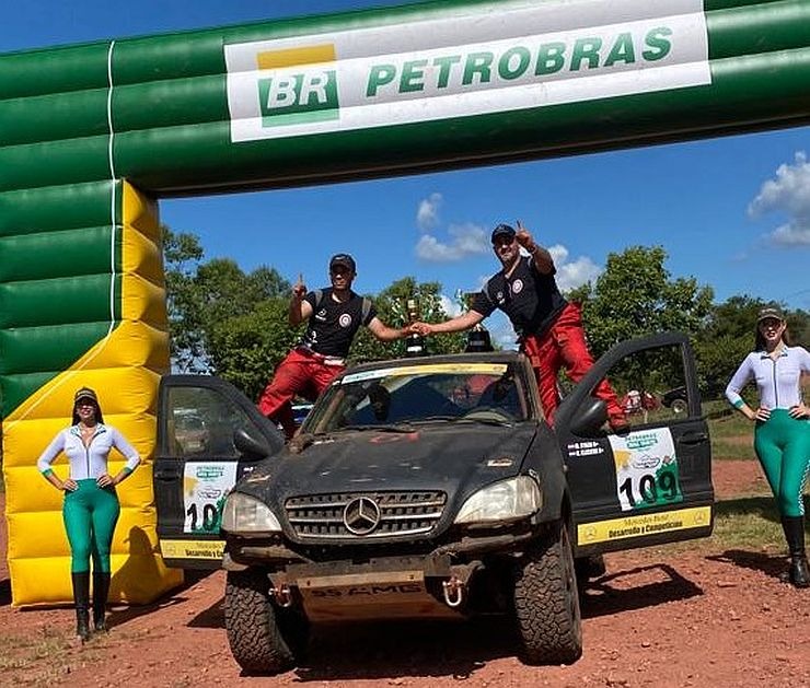 Rally Cross Country: La dupla Miller Otazo-Hugo Elizeche  brillaron en el “Desafio Paraguarí”