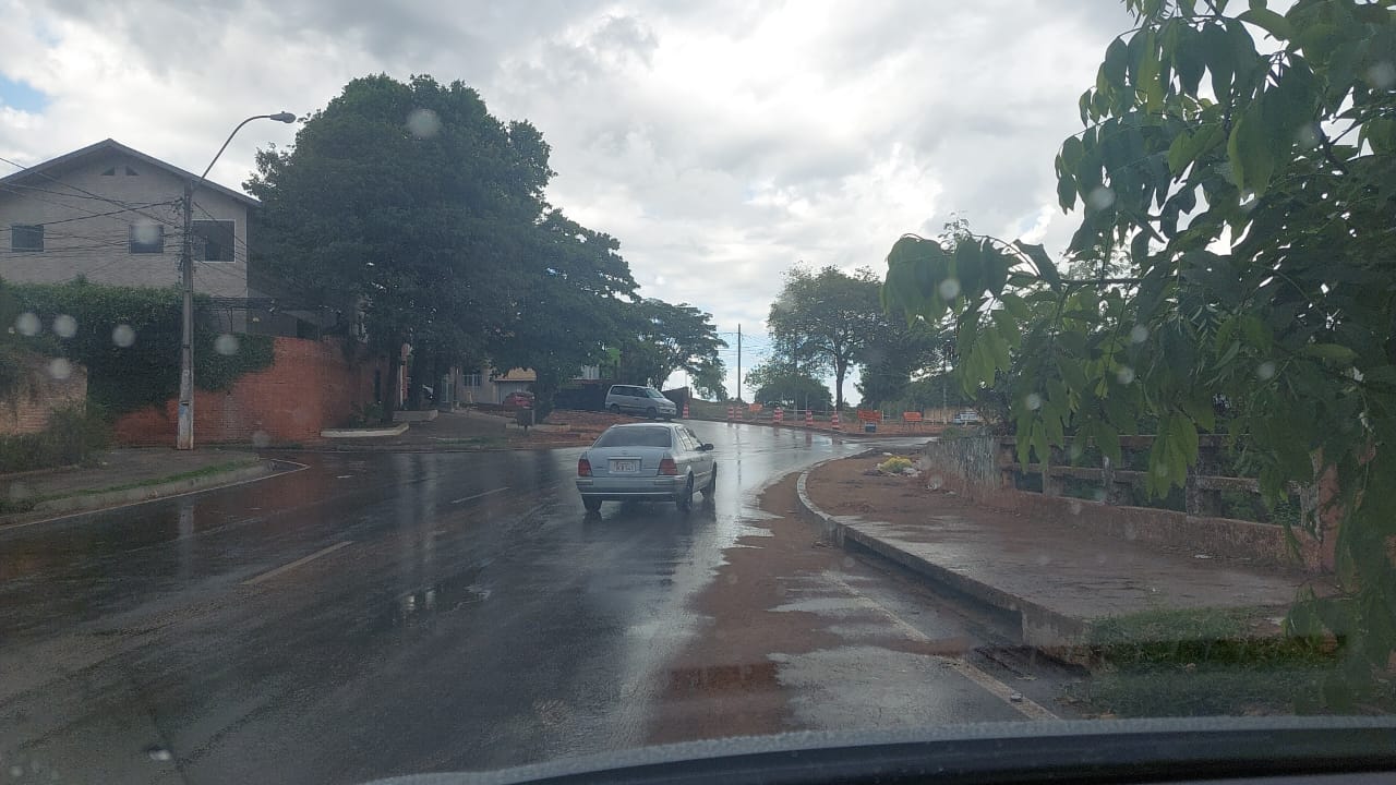 Pronostican jueves cálido, con lluvias y tormentas