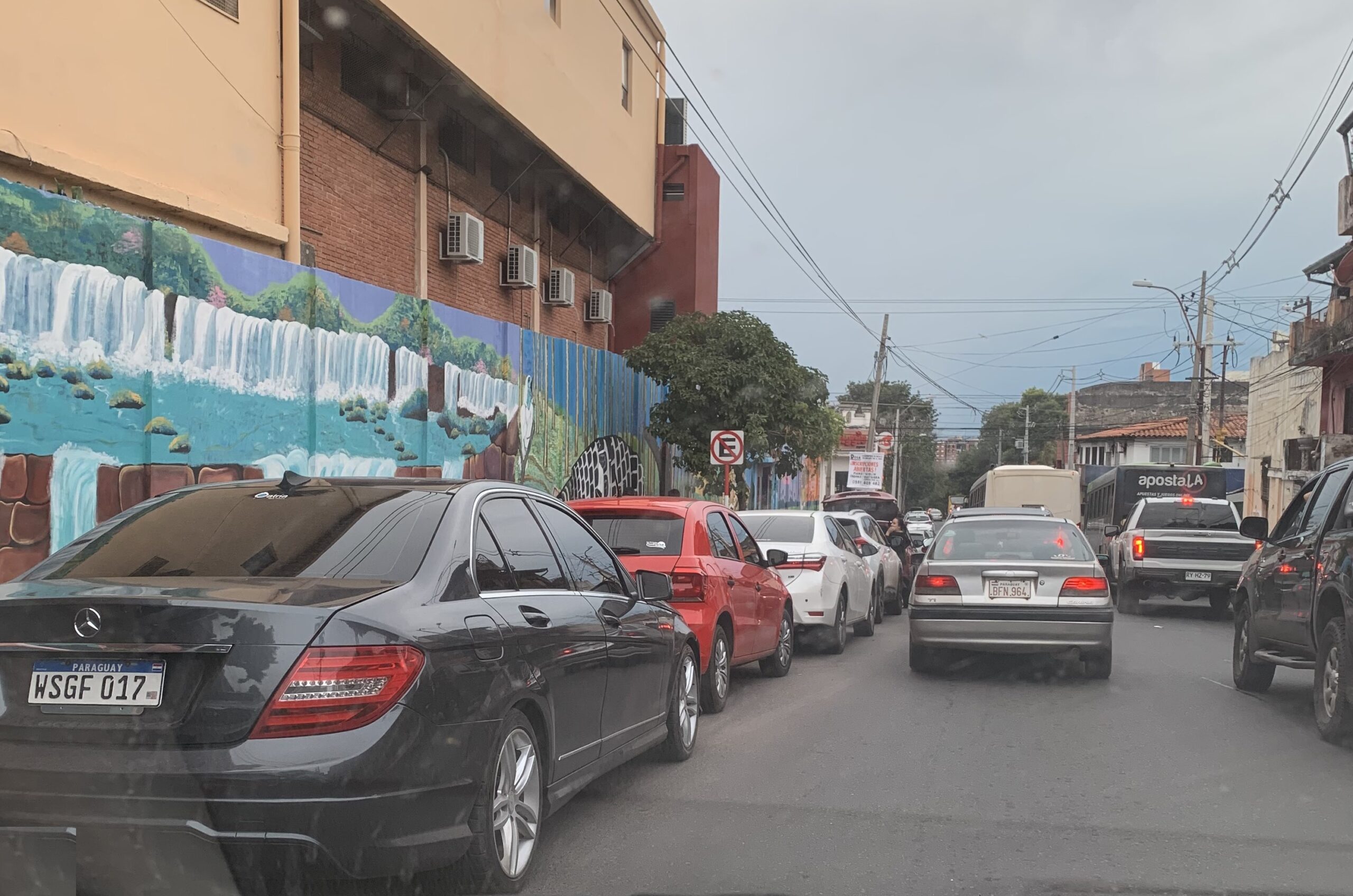 “Ranking” de colegios de Asunción donde se produce mayor atascamiento de tránsito