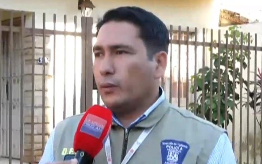 Multan a hombre que daña vehículos estacionados en frente de su casa: “Nadie puede privatizar un espacio público”