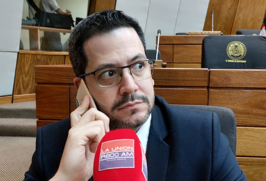Negociaciones entre colorados por presidencias de Diputados y Senado se desarrollan “de forma independiente”, afirma Latorre