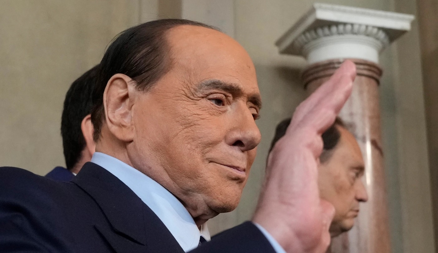 Murió Silvio Berlusconi, ex primer ministro italiano, dirigente deportivo y personalidad controvertida