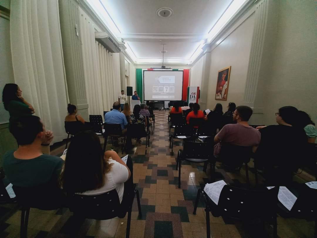 Actividades culturales gratuitas en vacaciones: Ciclo de cine y Club de lectura en el Dante Alighieri