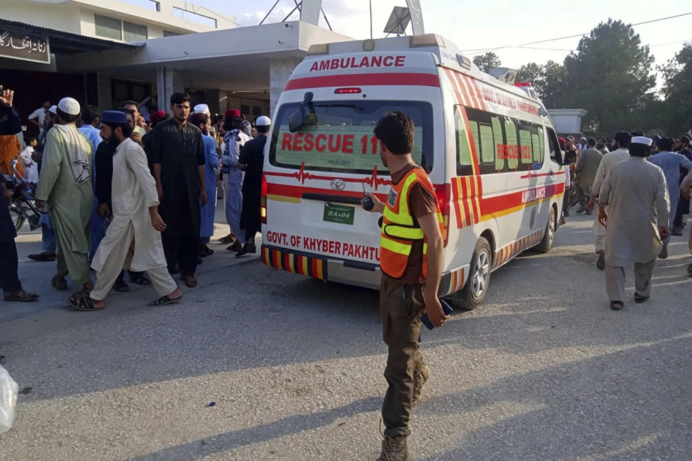 Explosión de bomba en Pakistán deja 40 fallecidos