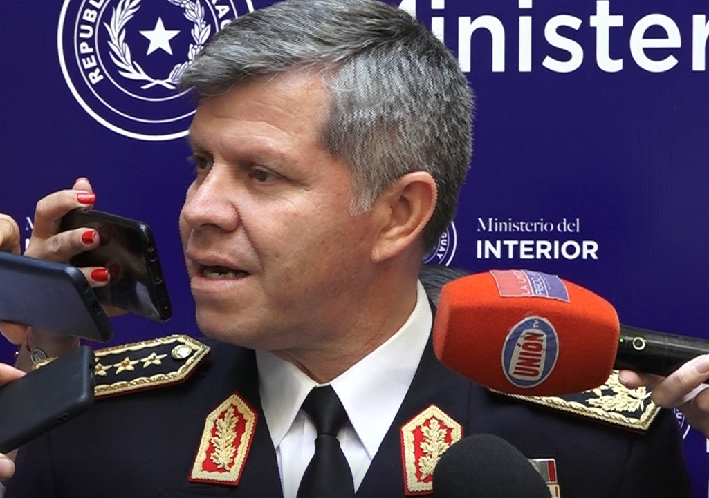 Conductores de plataformas se reúnen con el comandante de la Policía y ministro del Interior para reforzar seguridad