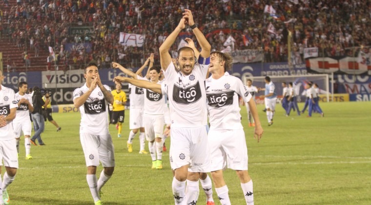 El mensaje de Carlos Humberto Paredes a los jugadores de Olimpia: “Hoy hay que tener temperamento y carácter”