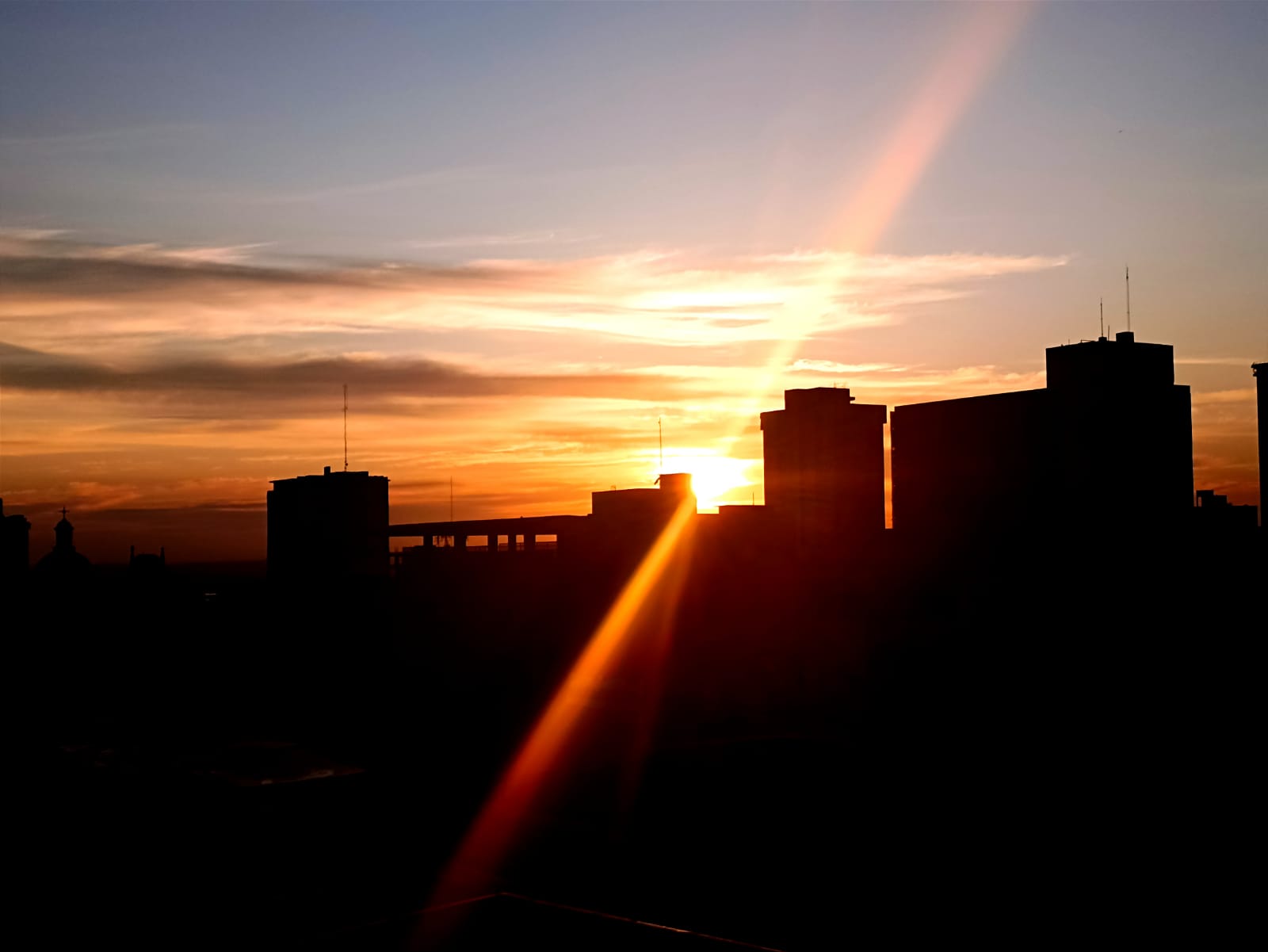 Temperatura sigue en ascenso en el país