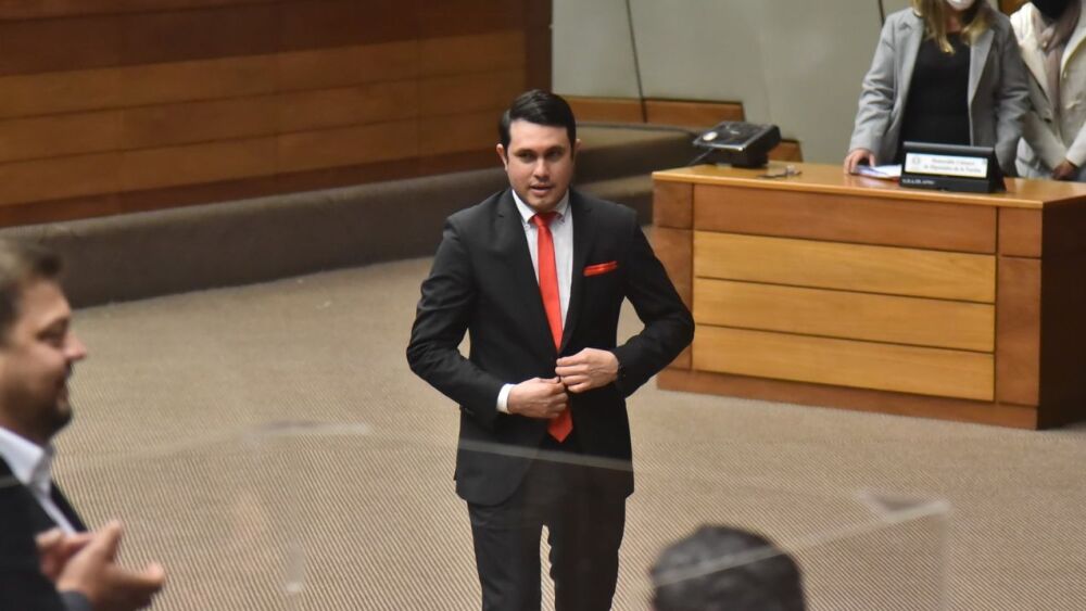 Desde el JEM instan a Hernán Rivas a pedir permiso