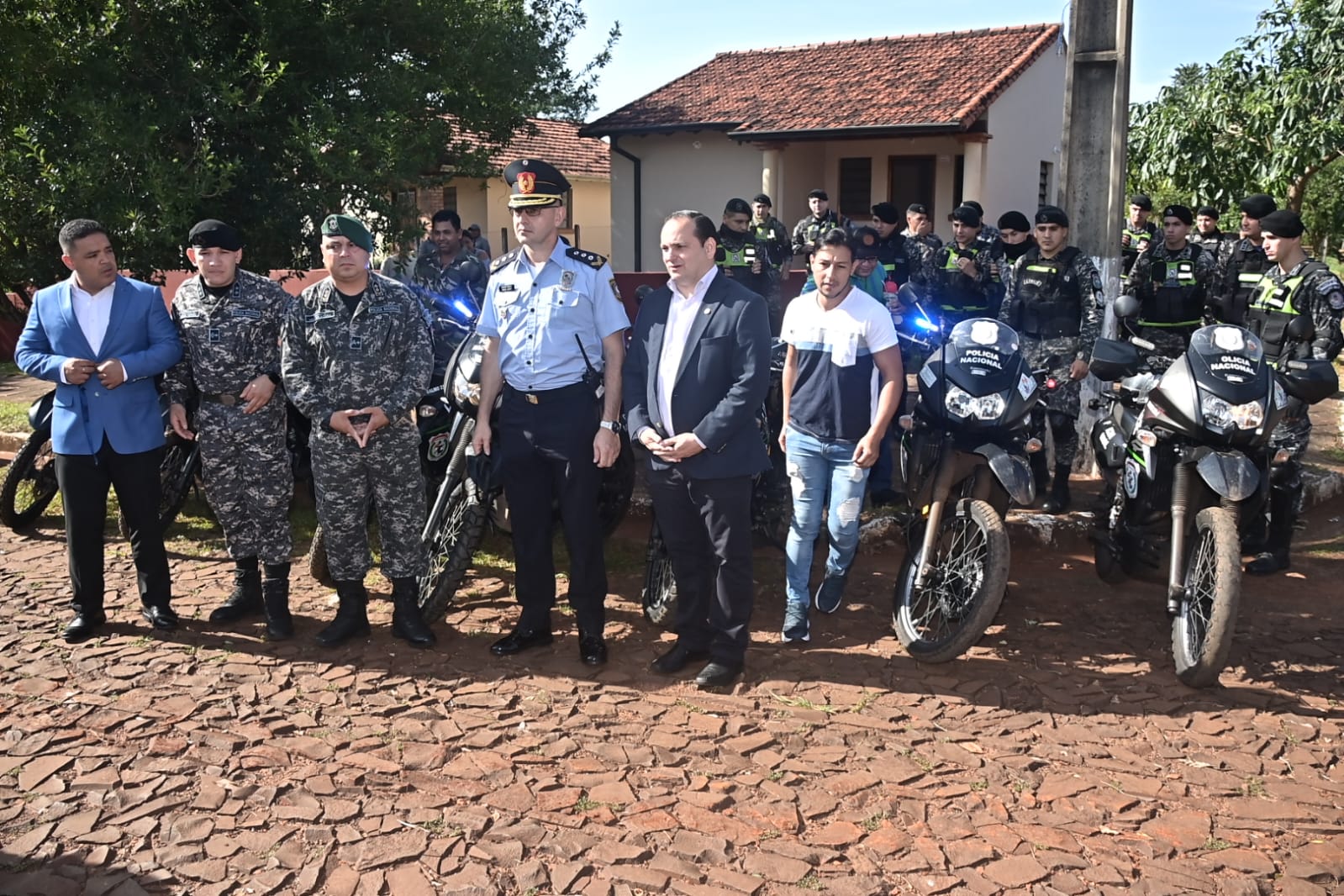 Yacyretá dona vivienda a Subcomisaría