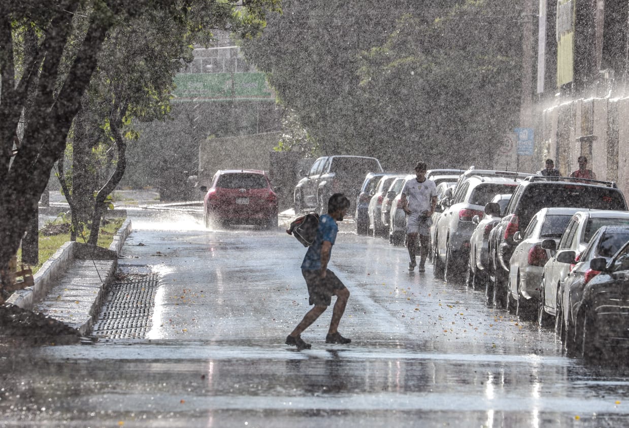 Lluvias se mantienen pese al clima cálido