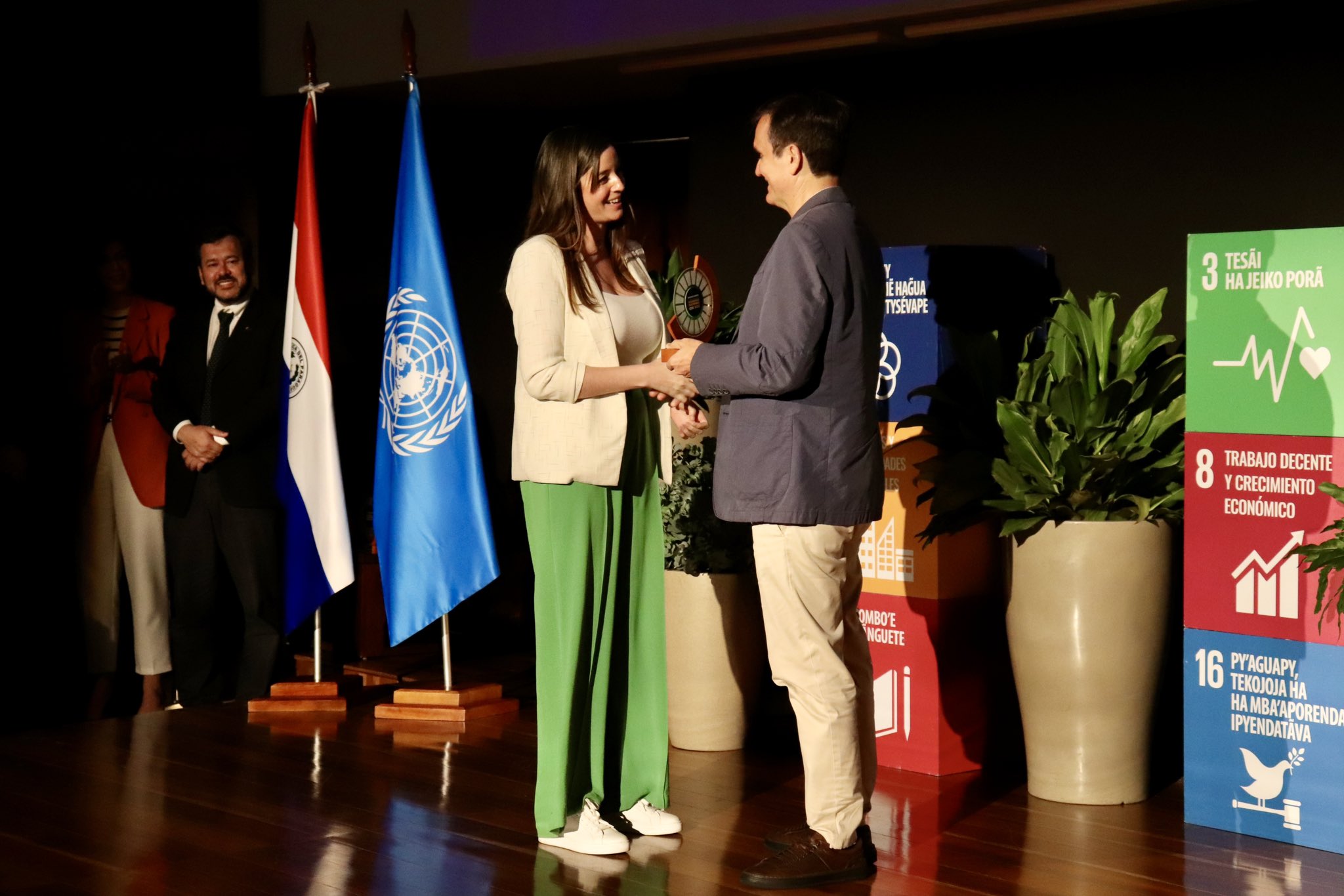 Mitic recibe reconocimiento por su programa “Innovando”