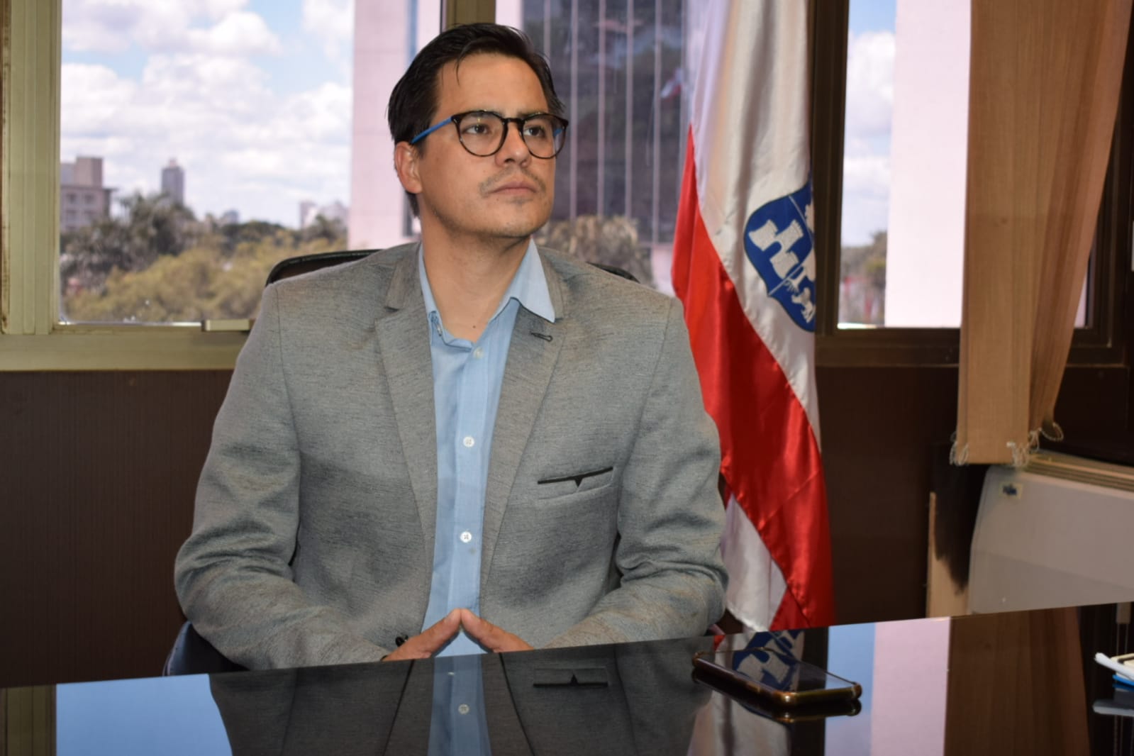 Federico Mora asume como presidente del Cones