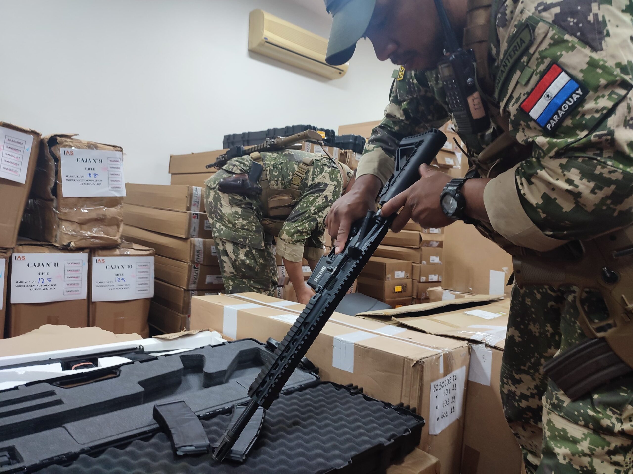 “Operativo Dakovo” busca desarticular red de tráfico de armas que involucra a Paraguay