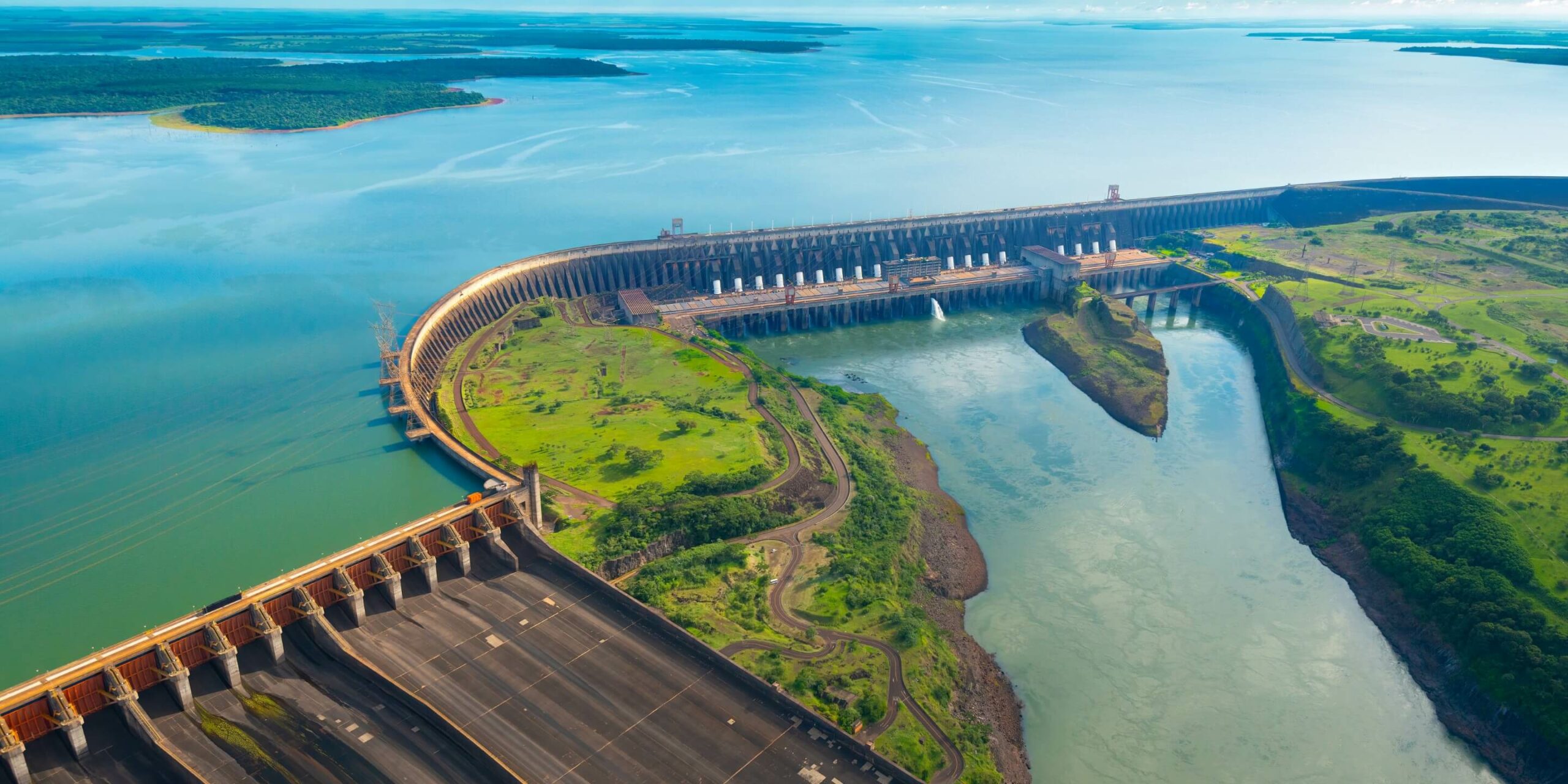 En 2023 Itaipu suministró 15% más d eenergía al Paraguay que el año anterior