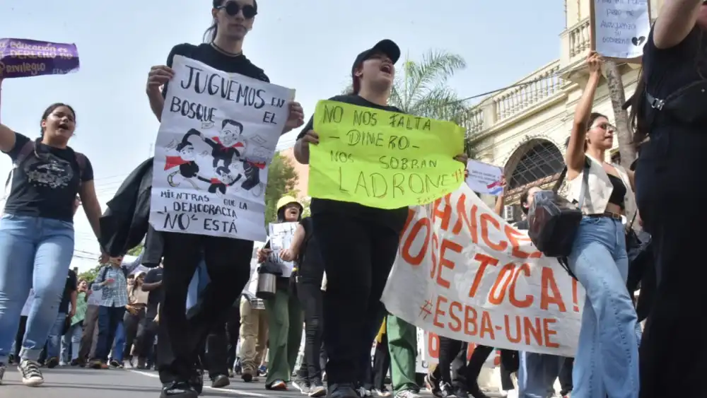 Estudiantes de FILOUNA convocan Asamblea