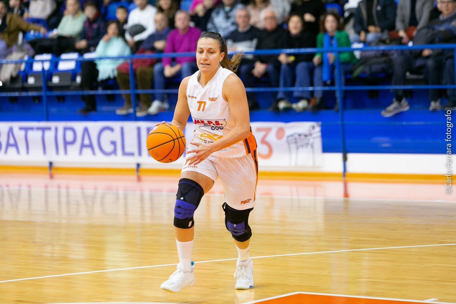 La basquetbolista paraguaya Paola Ferrari integra el quinteto ideal de Liga A1 italiana, privilegio de pocas