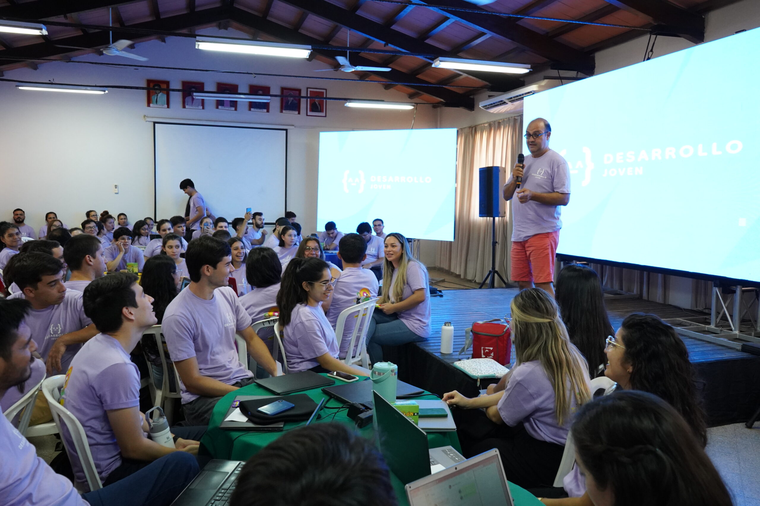 Invitan a jóvenes de escasos recursos para curso gratuito de programación