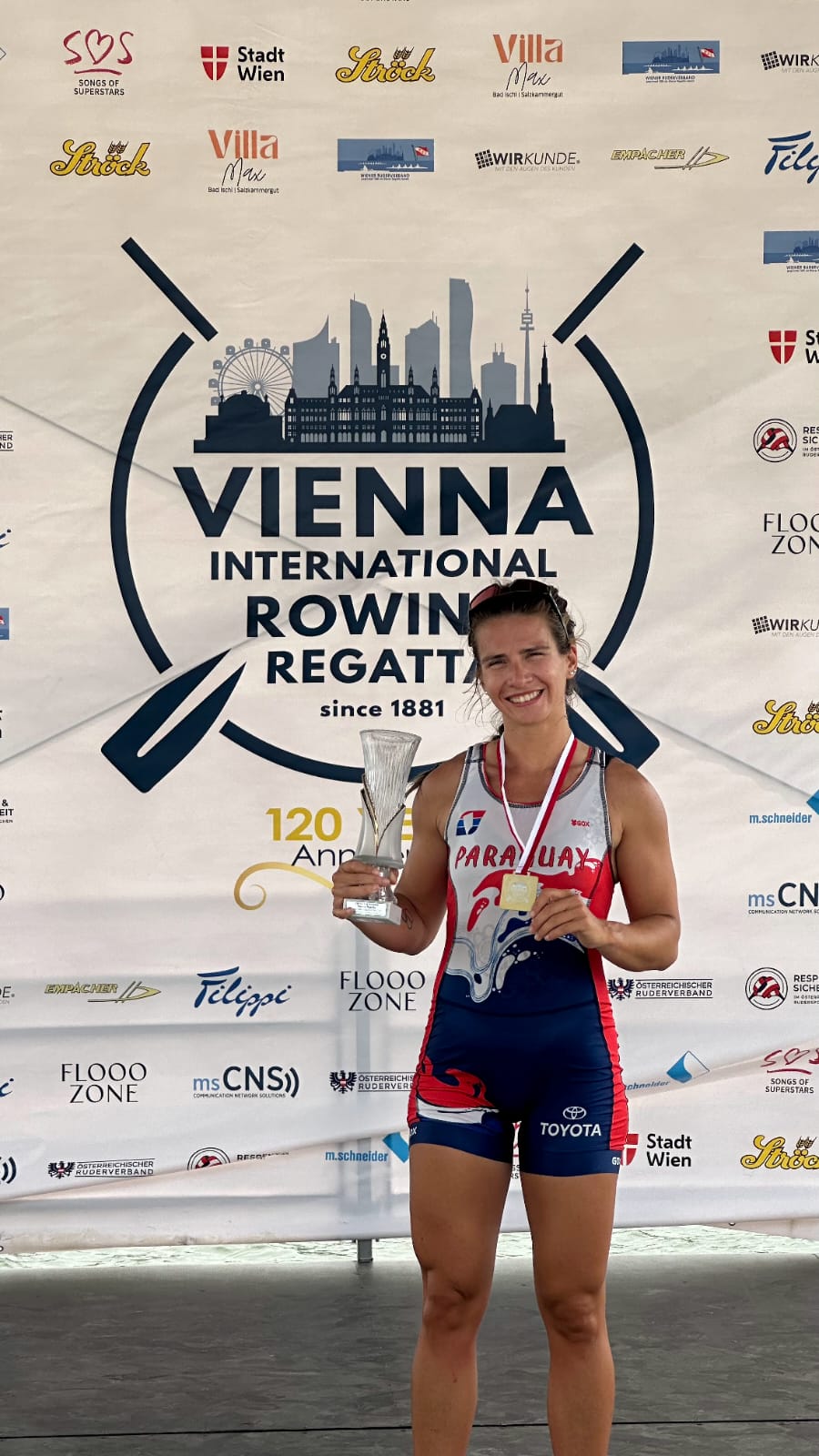 Alejandra Alonso Rompe Récord Nacional en Remo y Gana Oro en Austria