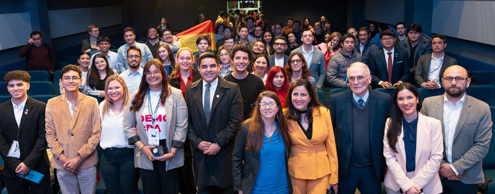 Organizaciones nacionales e internacionales debatieron sobre la fragilidad democrática en la Región